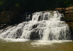 Acchekanye Falls